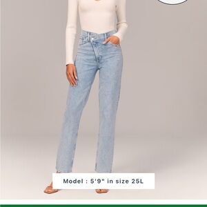 Abercrombie and Fitch size 28 tall